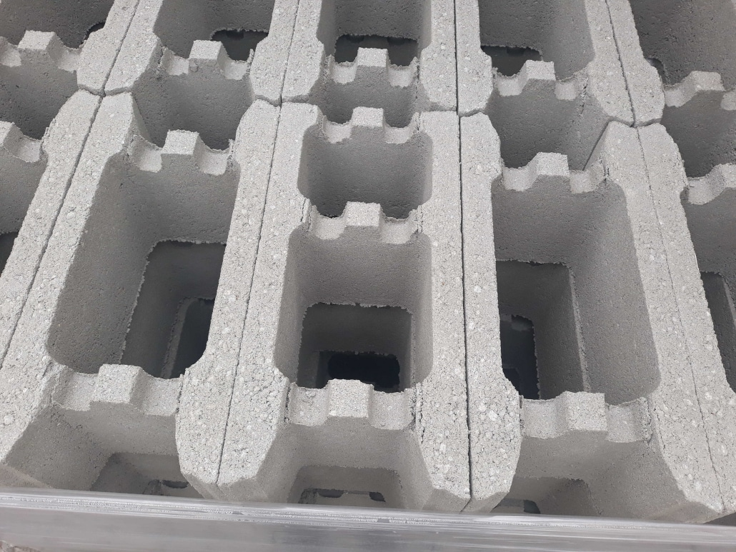 Pustak szalunkowy zalewowy. Zastosowanie, cena i rodzaje